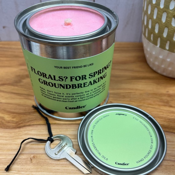 NEW! RYAN PORTER Tin Candle - Picture 9 of 12